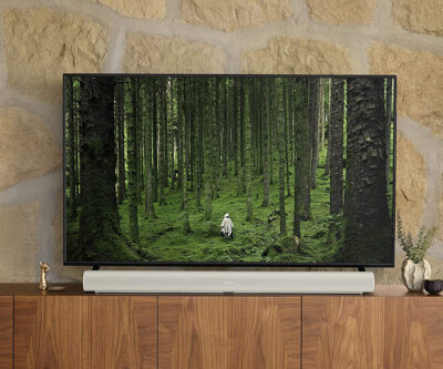 Sonos - Arc The Premium Smart Soundbar for TV, Movies, Music, Gaming, and More - White - Image 3